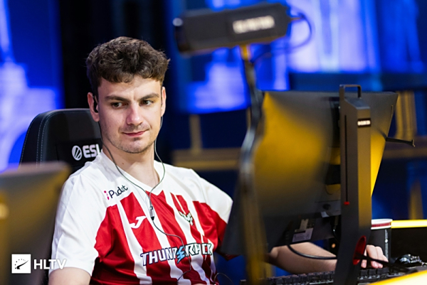 名长期位列 名长期位列