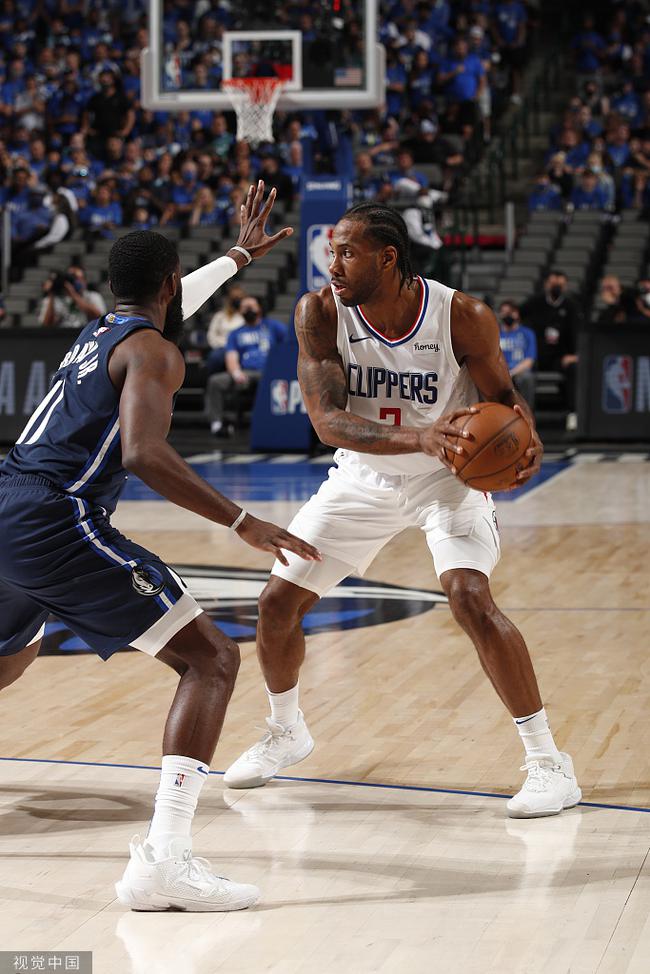 前场自由人 前场自由人